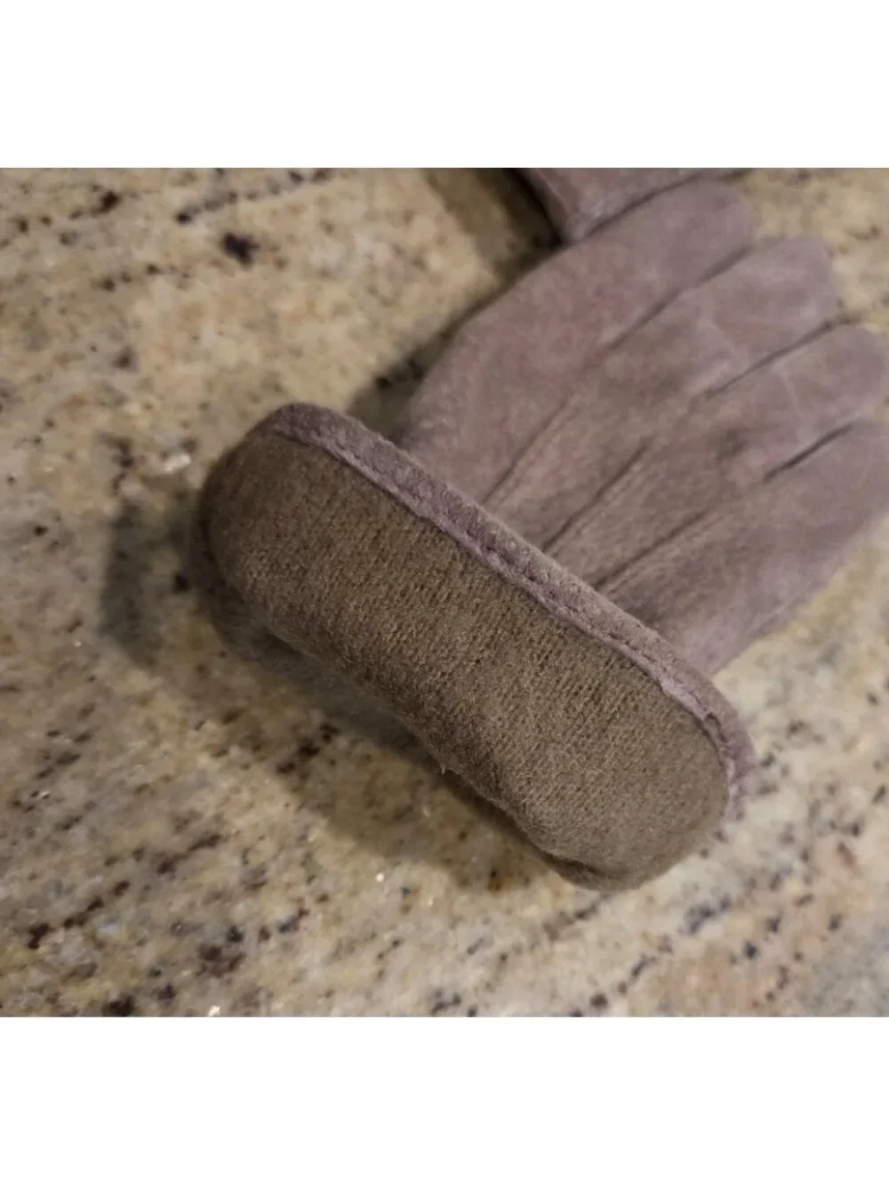 Vintage Womens Size M Gray Suede Leather Lined Gloves Fownes